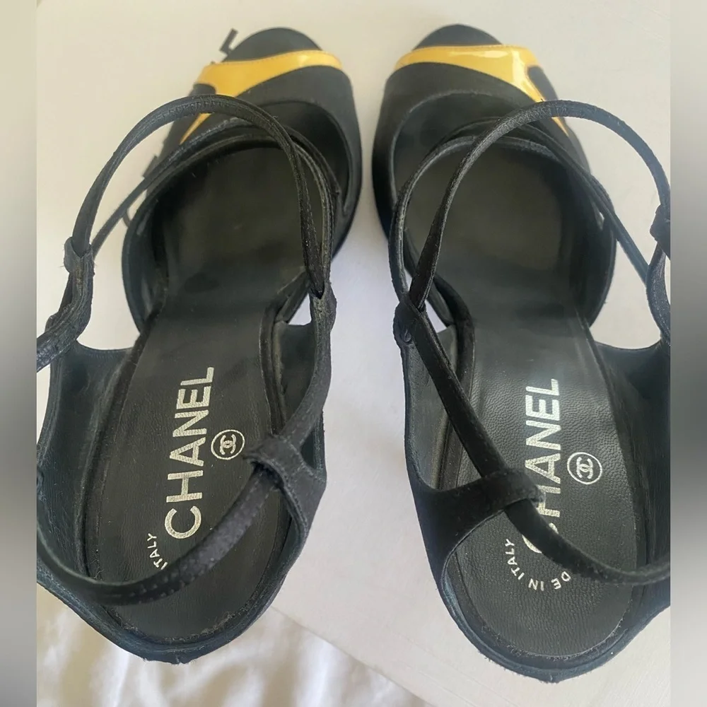 Authentic CHANEL Pearl Heel Strappy Sandals - Black & Yellow - Size 41